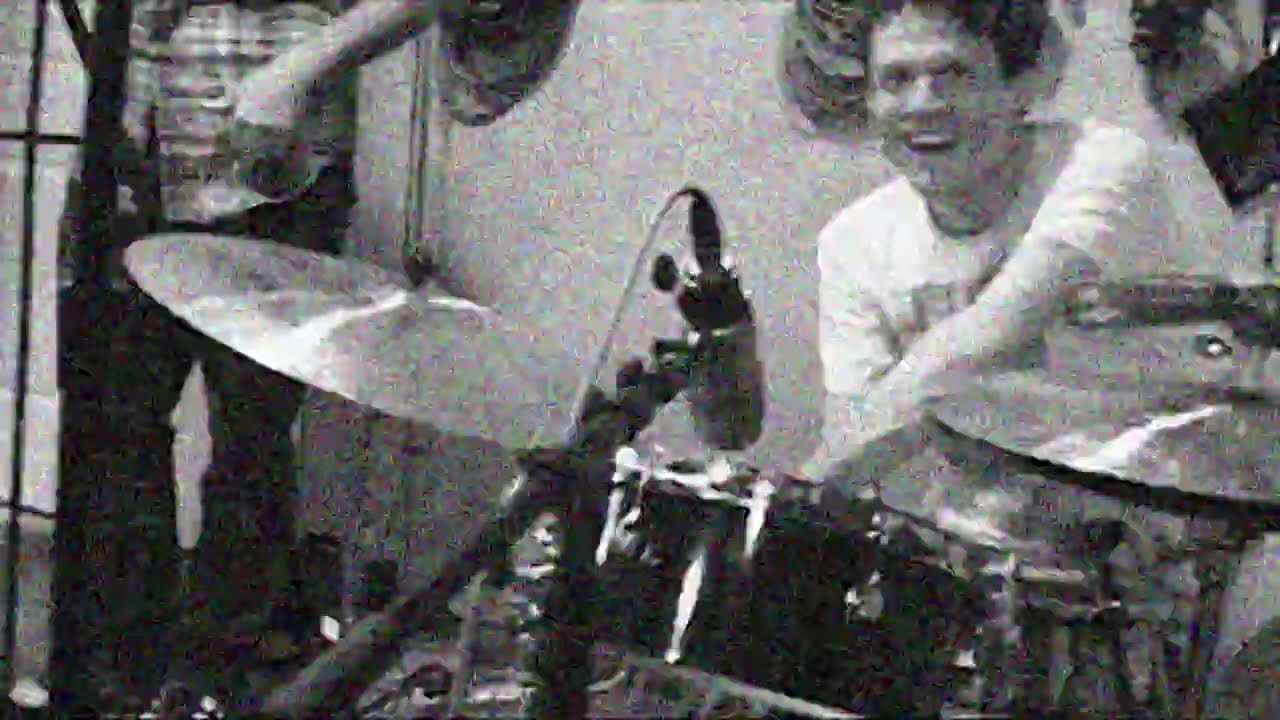 Deerhoof 