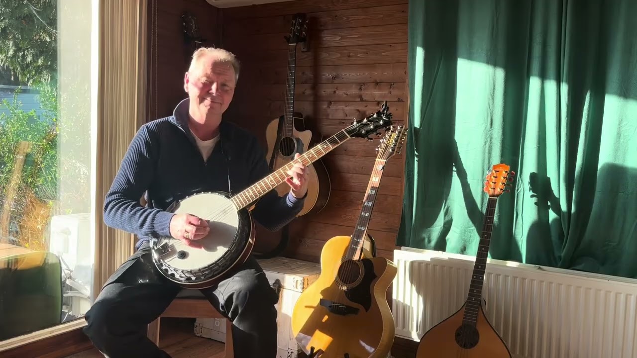 The Irish Washerwoman (banjo guitar version)