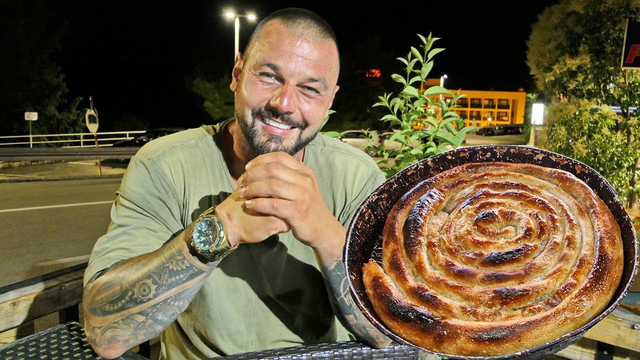 Sarajlija pravi najbolje pite koje proda čim izađu iz pekare