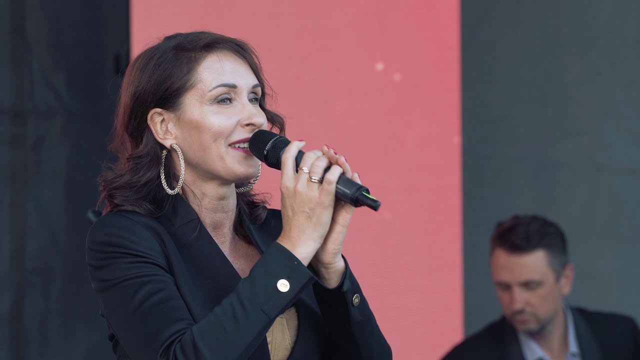 BEZ MĪLESTĪBAS NEDZĪVOJIET   INETA RUDZĪTE autorkoncerts