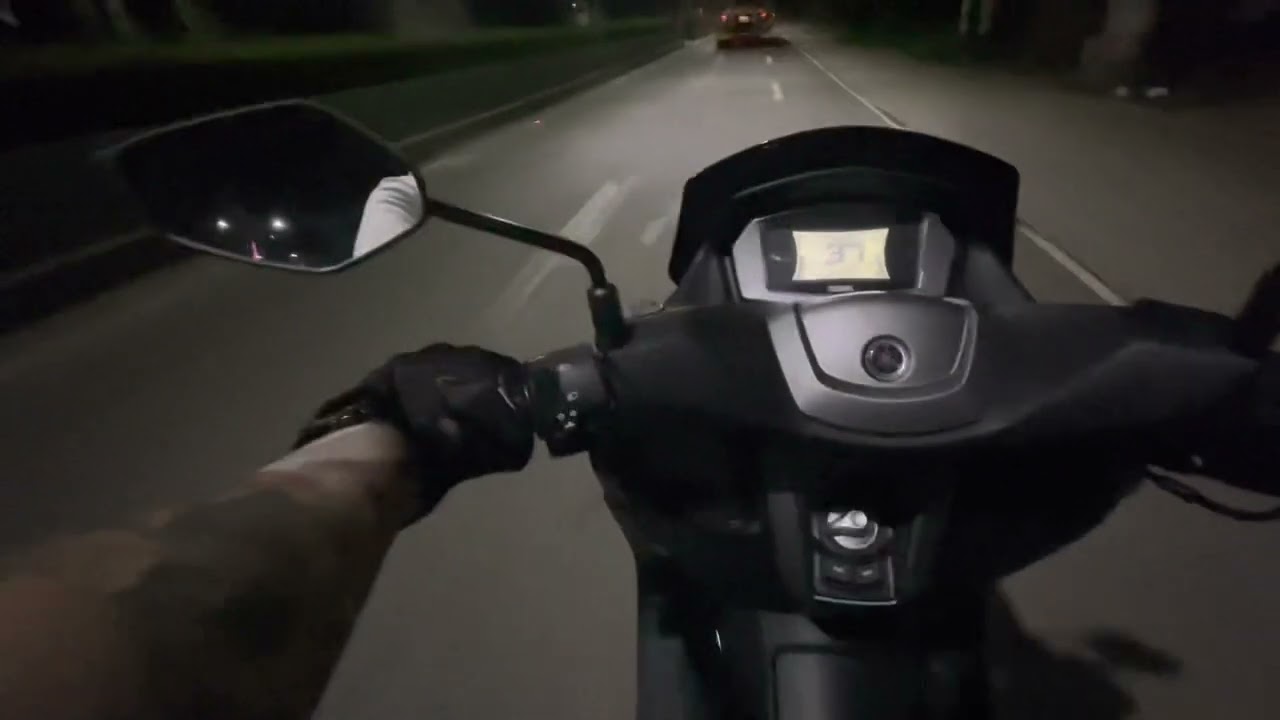 NMAX  ABS V2.1 stock head light mahina ba?  (point of view)