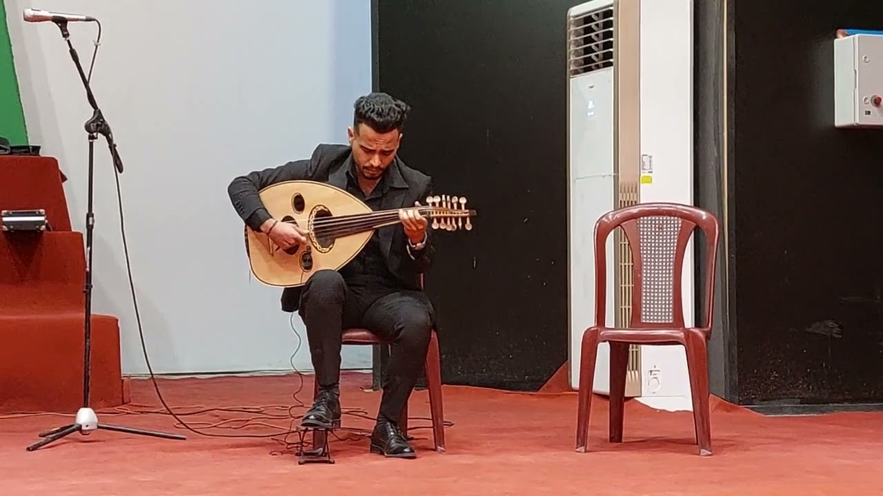 الليل في بغداد لروحي الخماش / عزف الطالب مصطفى مبارك من فعاليات طلبة قسم الفنون الموسيقية 2022