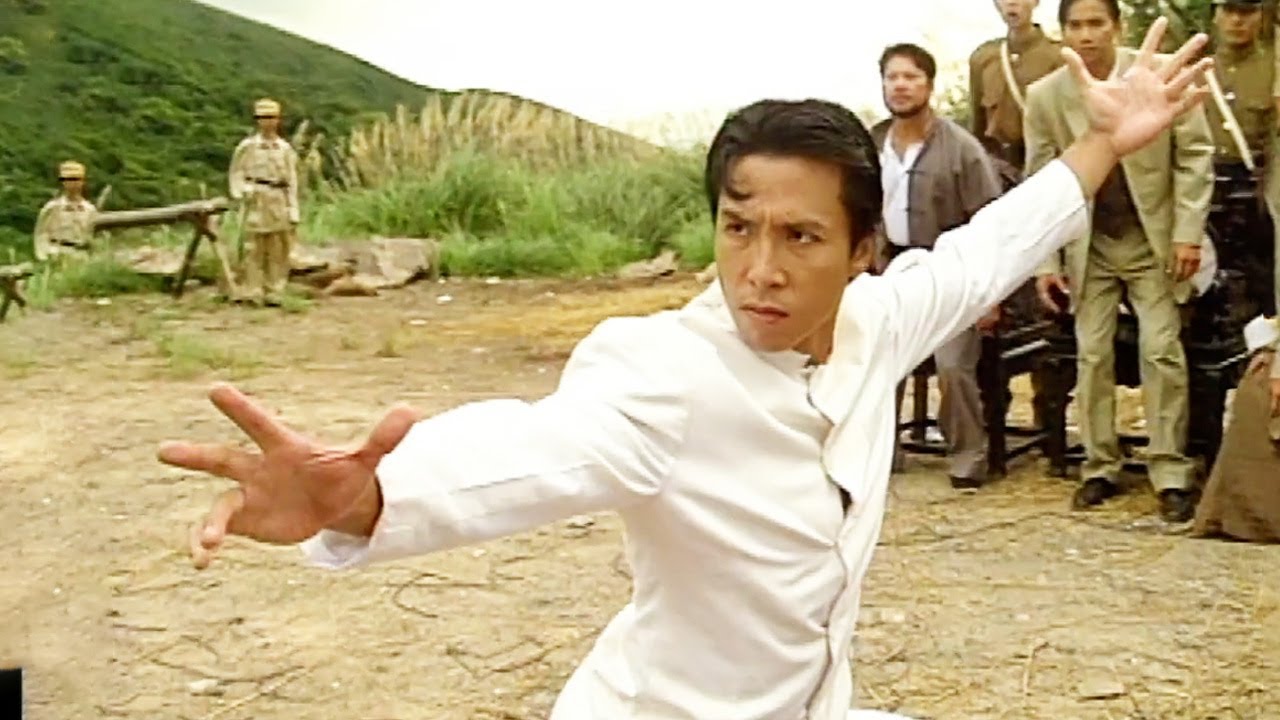 空手道高手揚言打敗甄子丹，下秒甄子丹亮出中國功夫打趴他 | Kung Fu | 功夫 | 動作片 | 甄子丹 | 萬綺雯  | 精武門