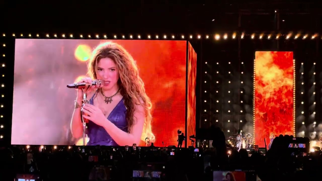 Shakira LMYNL Mérida estadio Carlos Iturralde / Suerte (Whenever Wherever) 