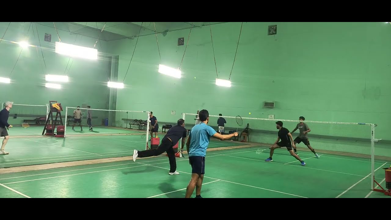 (1177) Prof. P. Arumugam & Abhishek vs Puneet & Students (Power Game) Mens #badminton #doubles #iitr