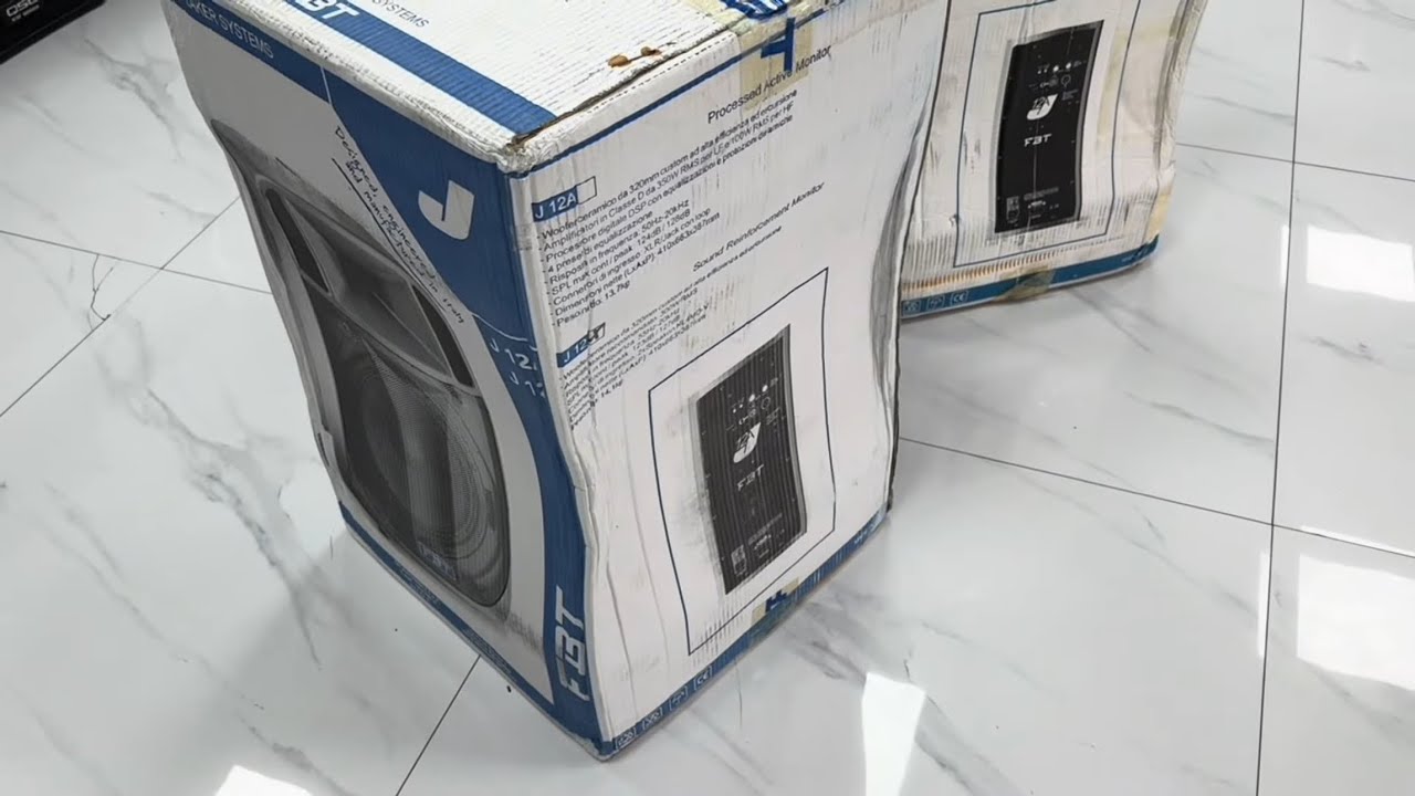 FBT J12 mới nguyên xốp sản xuất tại ý giá quá tốt. Hát văn karaoke gia đình đều rất hay 0989160695