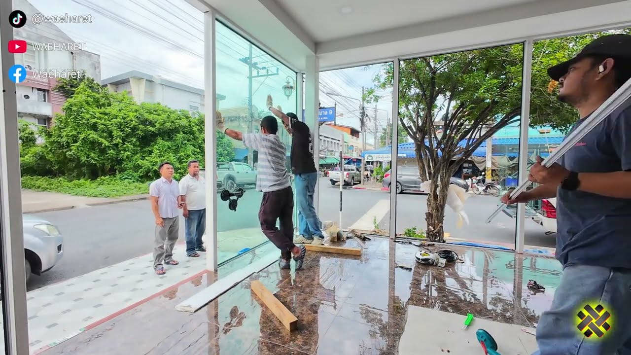 กันห้องด้วยกระจก