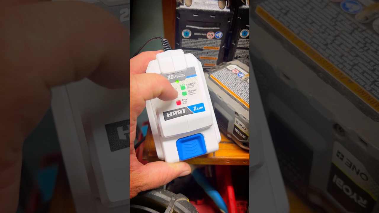 Reviving a Hart 20 V battery ￼#powertools #tooltips
