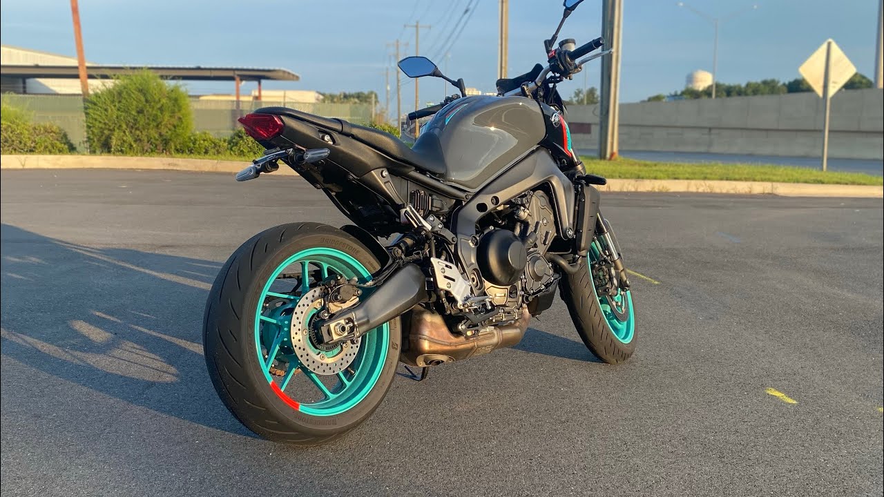 MY 2022 YAMAHA MT-09 FACTORY QUICK SHIFTER UP AND DOWN!!!
