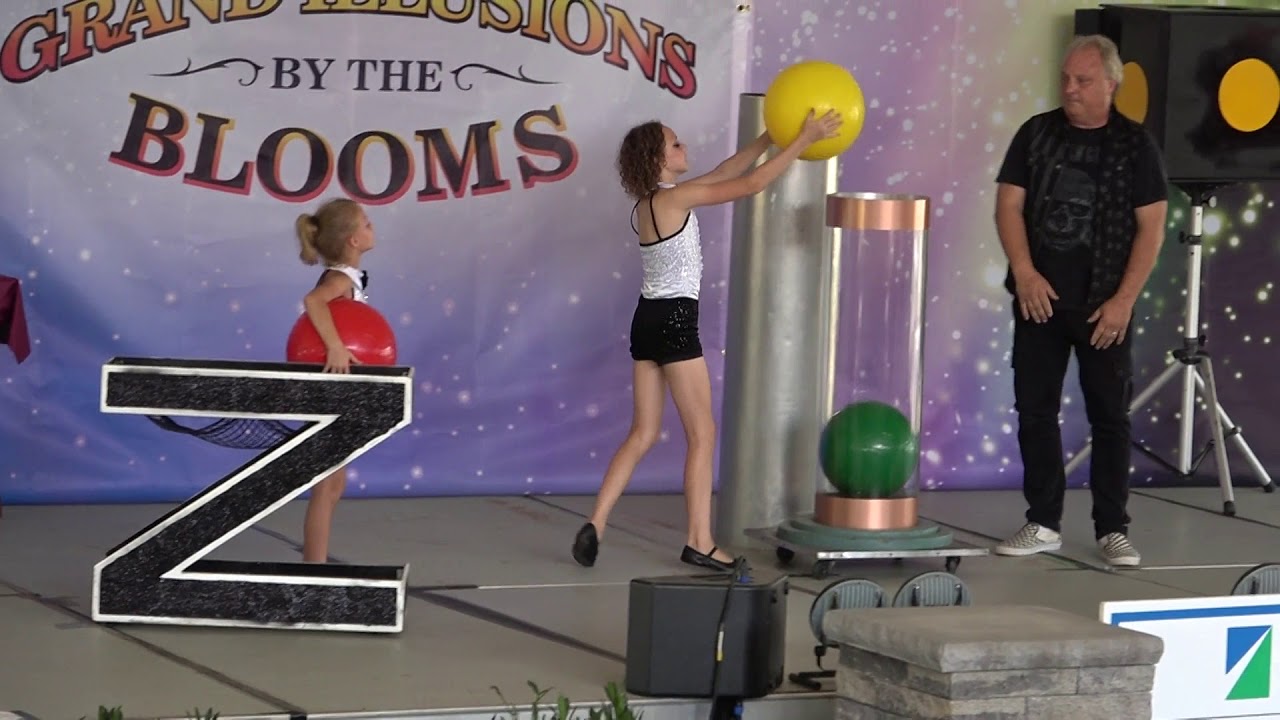 2018 MC AG Fair - Grand Illusions by the Blooms