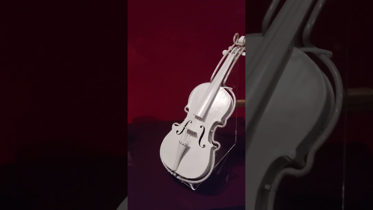 Neon Tubed Violin from musical Gold Diggers of 1933, on display at the V&A Museum in London #shorts