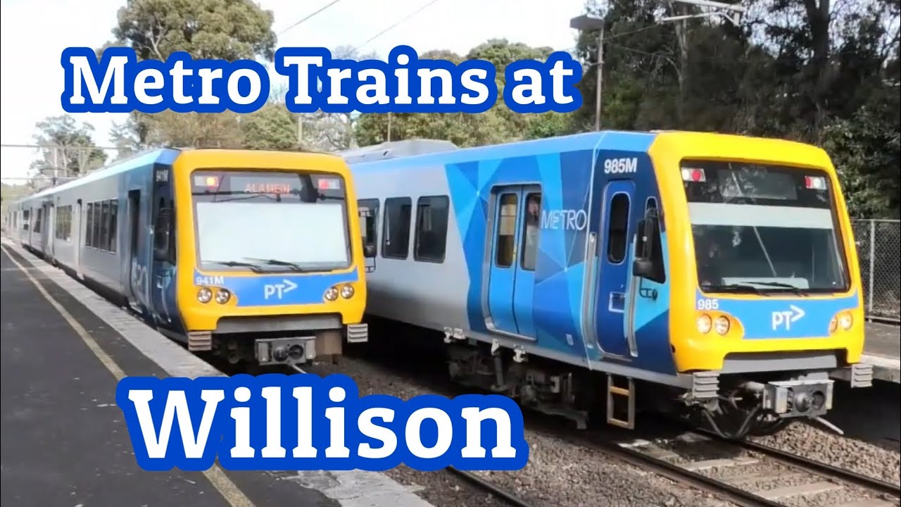 Metro Trains at Willison