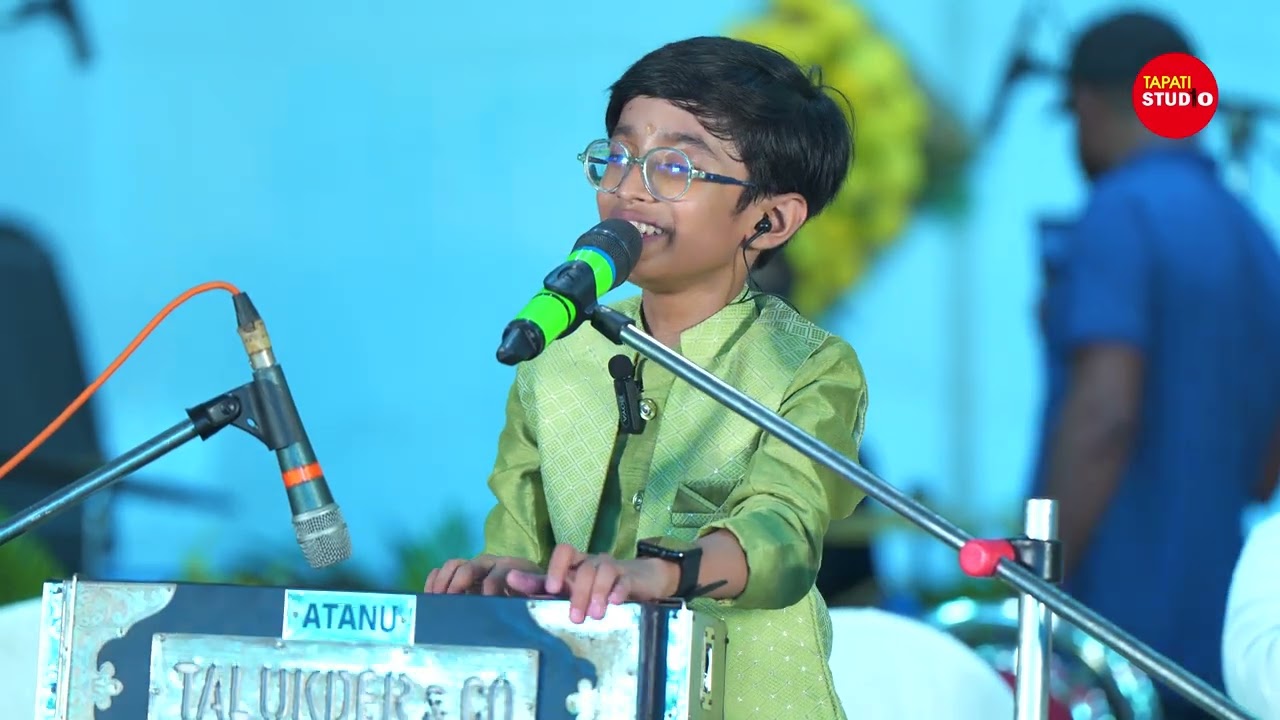 অপূর্ব গাইলে-অতনু  ❤❤❤ Jarowar Jhumko Theke | জড়োয়ার ঝুমকো থেকে | Atanu Mishra | Bengali Modern Song