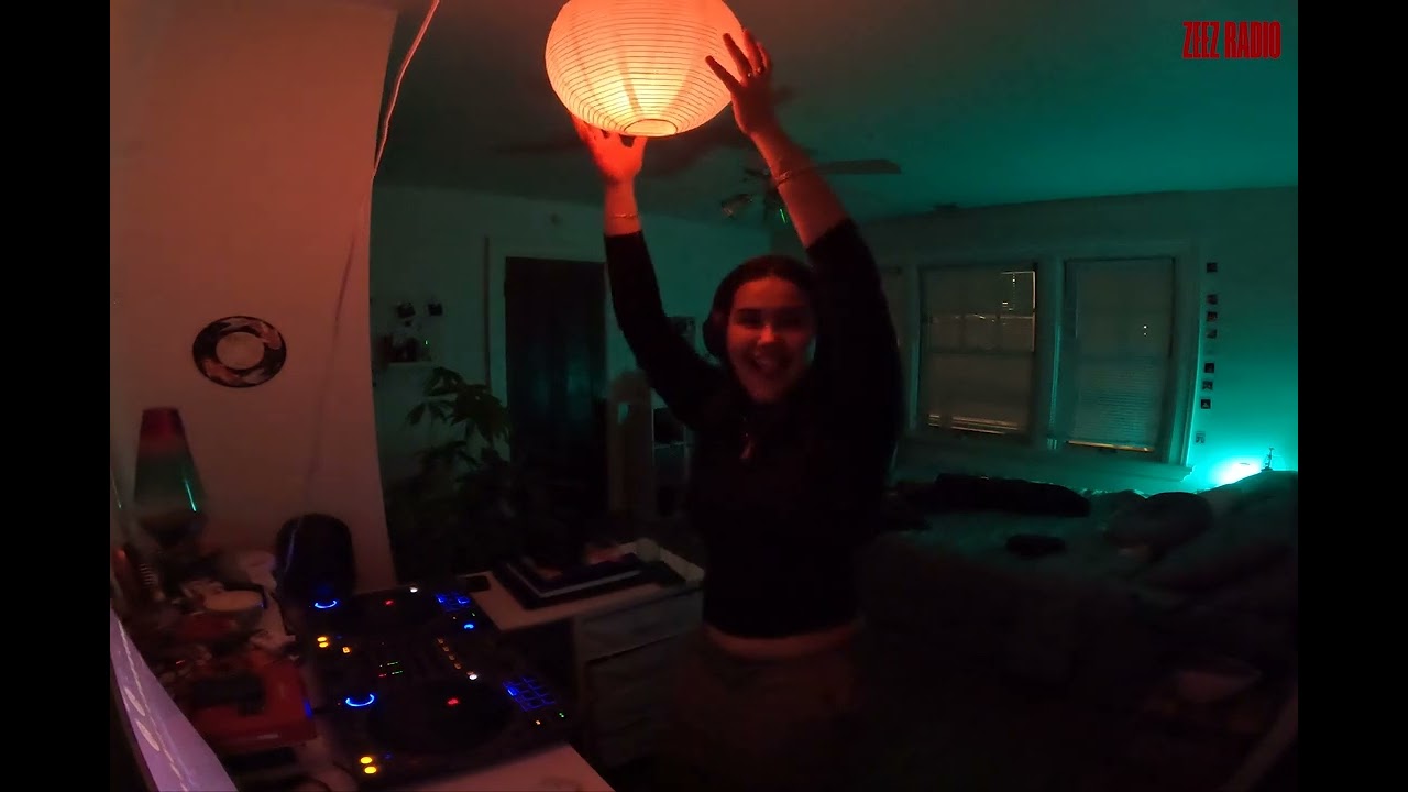 my unconventional mix (2hollis, The Hellp, Snow Strippers, eta.)