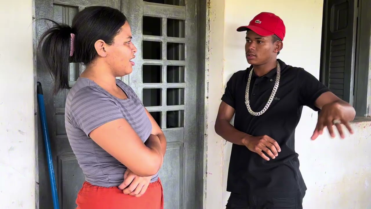 Homem viajar e seu amigo não perdeu tempo e foi dormir com sua mulher 