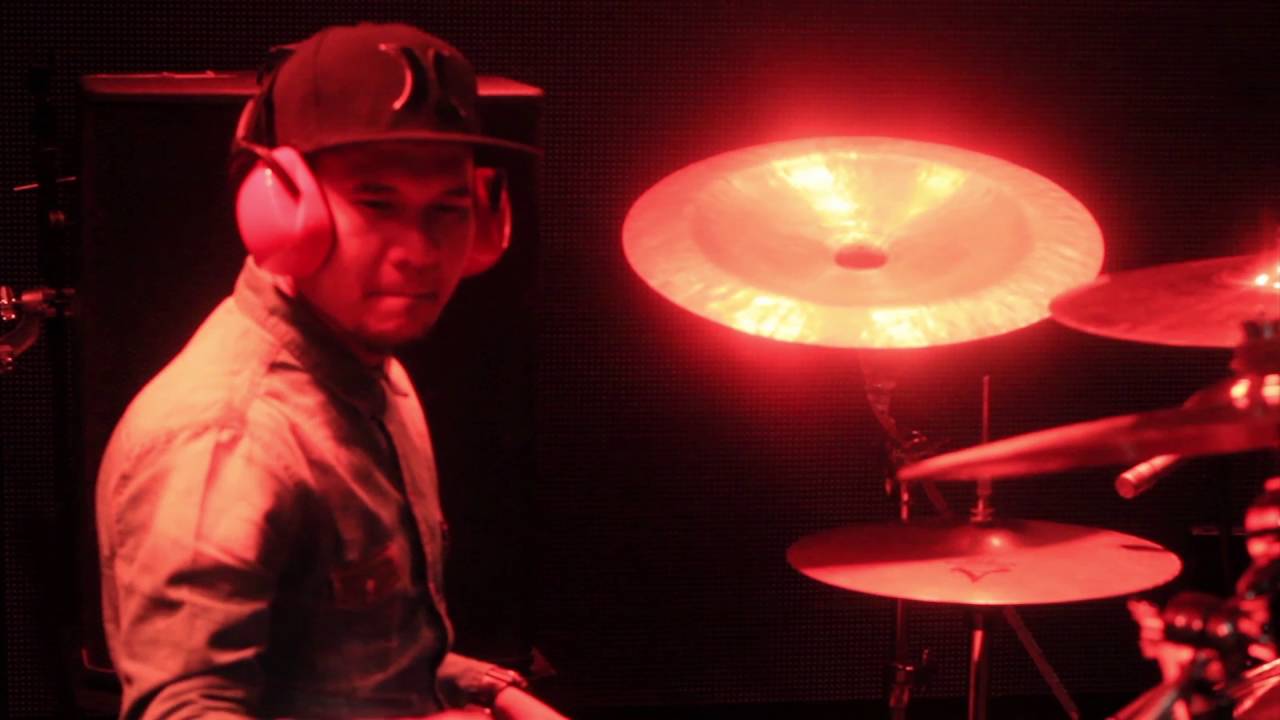 John Borja with Chasing Days - 