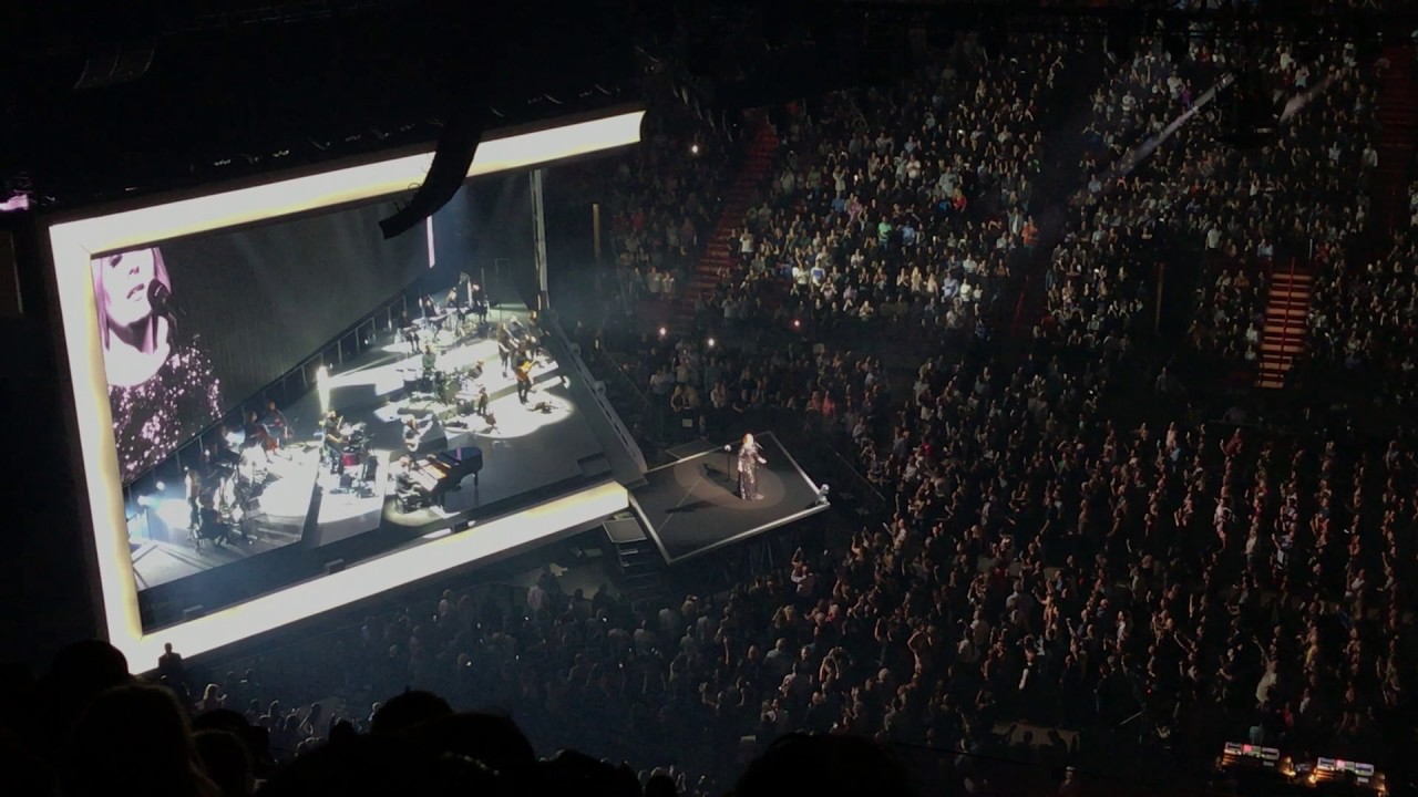 Adele in Concert - Talking and Rumor Has It - Miami 10-25-16