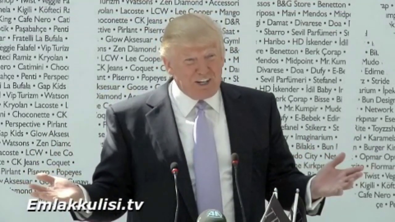 Дональд Трамп в апреле 2012 года открывает башни Трампа в Стамбуле, Турция.