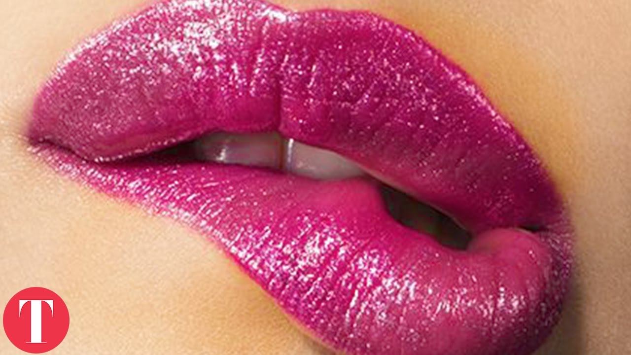 10 Signs A Girl Likes You