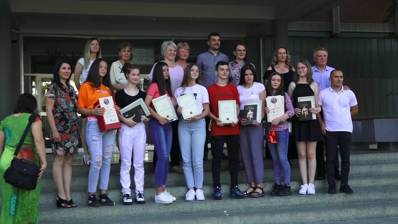 Sedam devojčica i jedan Đorđe