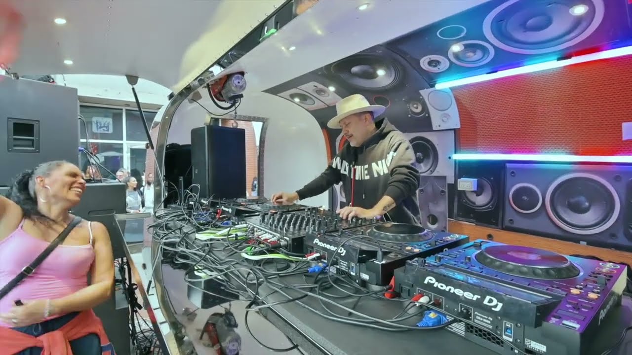 Louie Vega Takes Over the Streets of Atlanta!