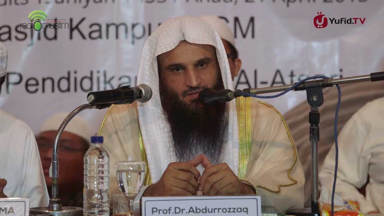 Tabligh Akbar Ulama Madinah: Penyihir Tidak Akan Pernah Beruntung - Syaikh Abdurrazzaq Al-Badr