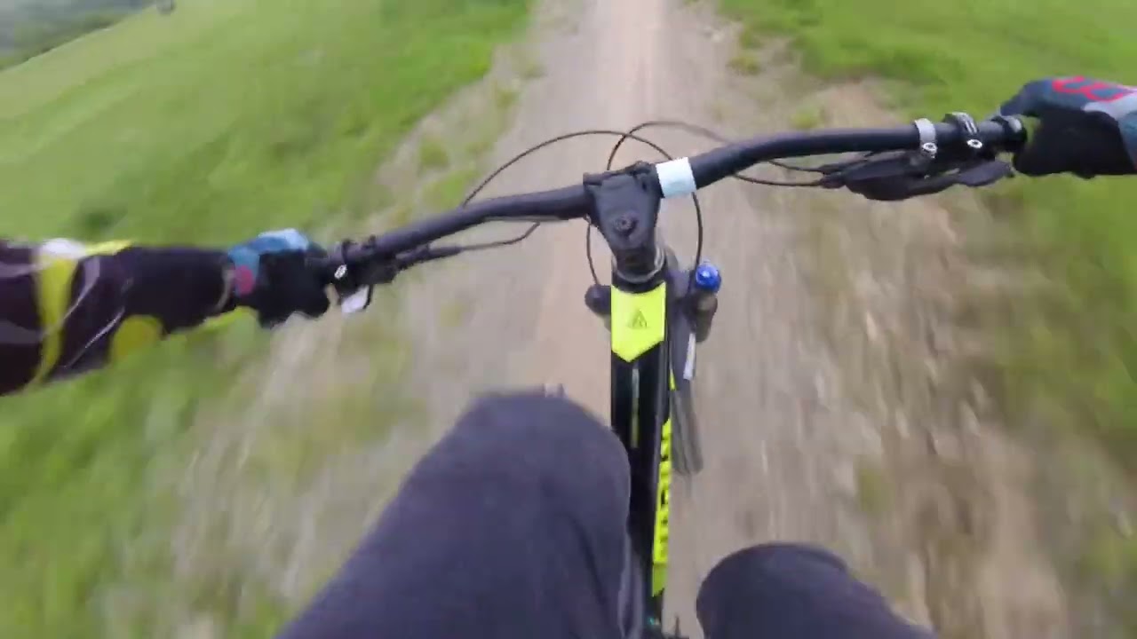 MASSIVE SENDS ON THE RED JUMP LINE AT LLYS-Y-FRAN FROM THE CREW!! MTB SHREDDING!