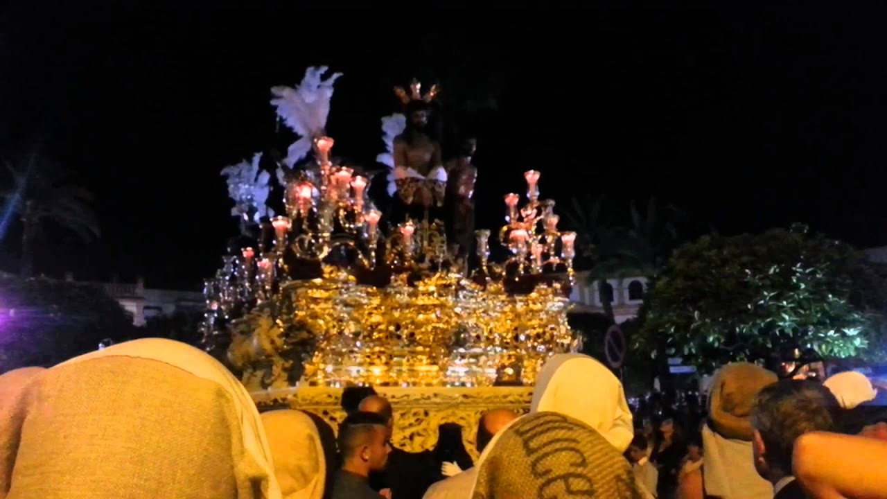 Presentación al pueblo Genesis en carrera oficial.