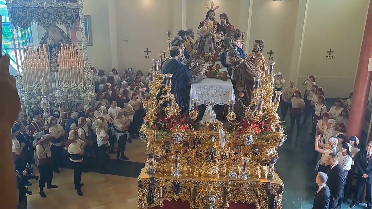 Salida Procesional de Jesús Salvador en su Santa Cena y María Santísima de la Caridad y Consolación