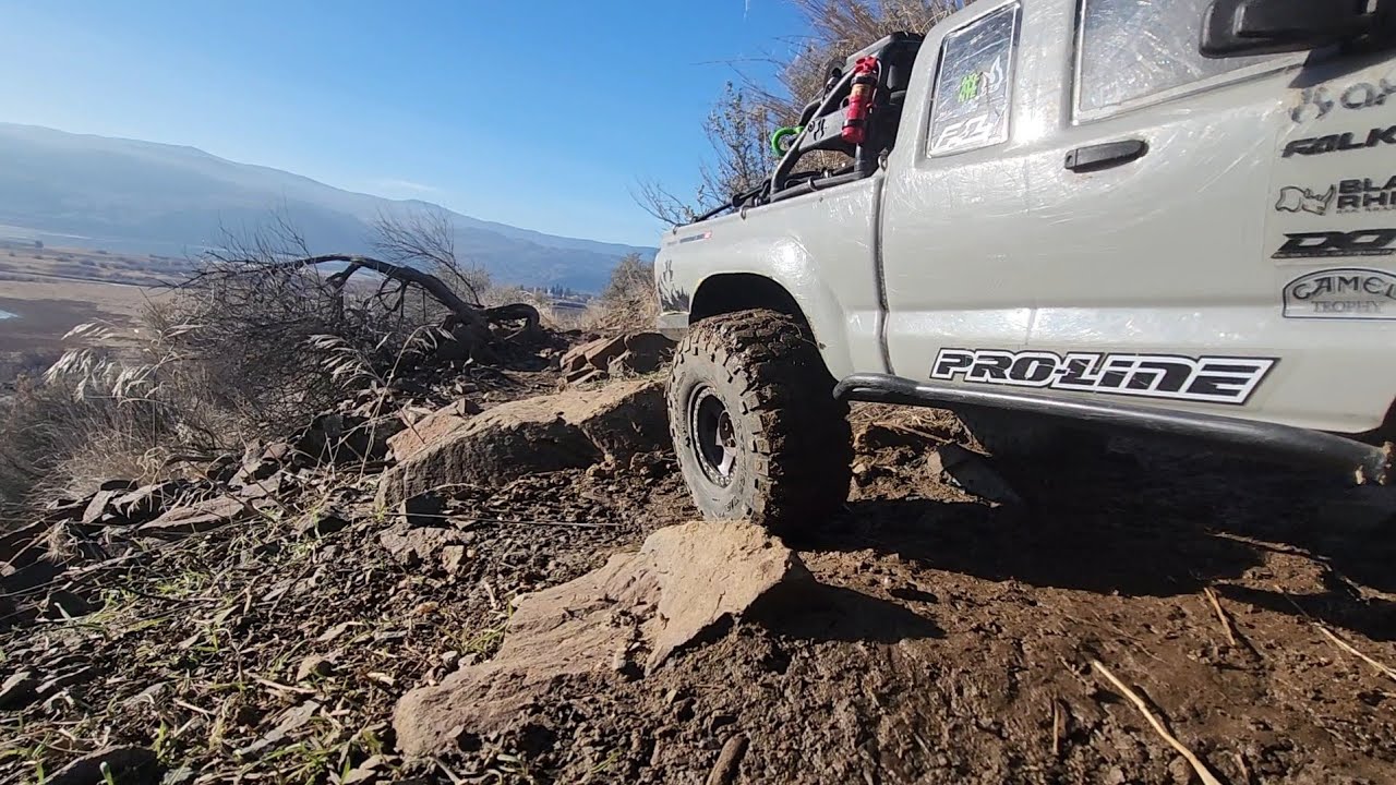 RC Crawler axial Scx10iii Basecamp Pro-line Krawler tires Trailing #rc4x4 #rccrawler #rctrailing 