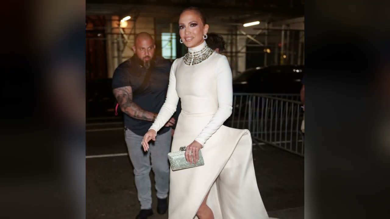 Jennifer Lopez Under Fire After Golden Globes Moment