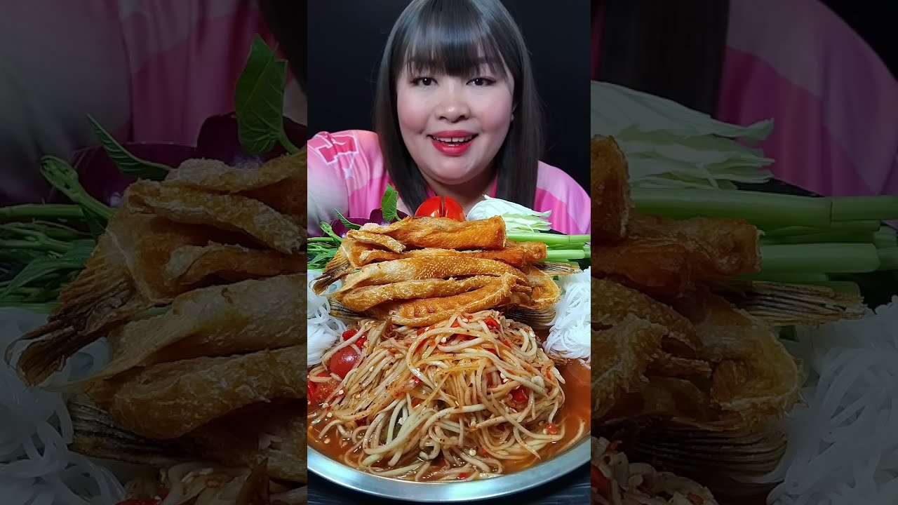 ส้มตำเผ็ดๆกับท้องแซลมอนทอดกรอบๆเข้ากันมากอร่อยสุดๆ @ตั้งใจกิน