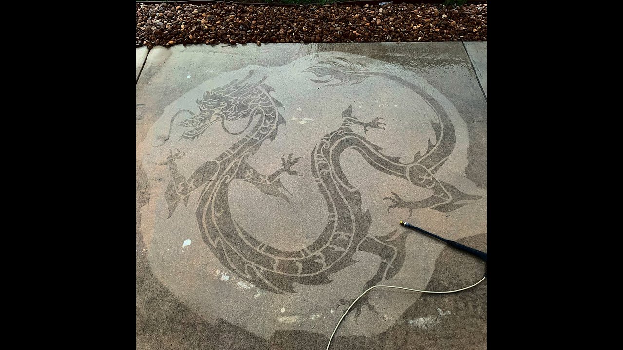 Pressure washer art: Dragon