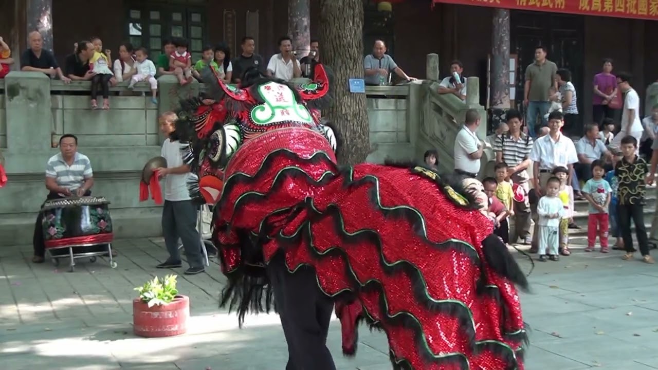 佛山传统舞狮采青