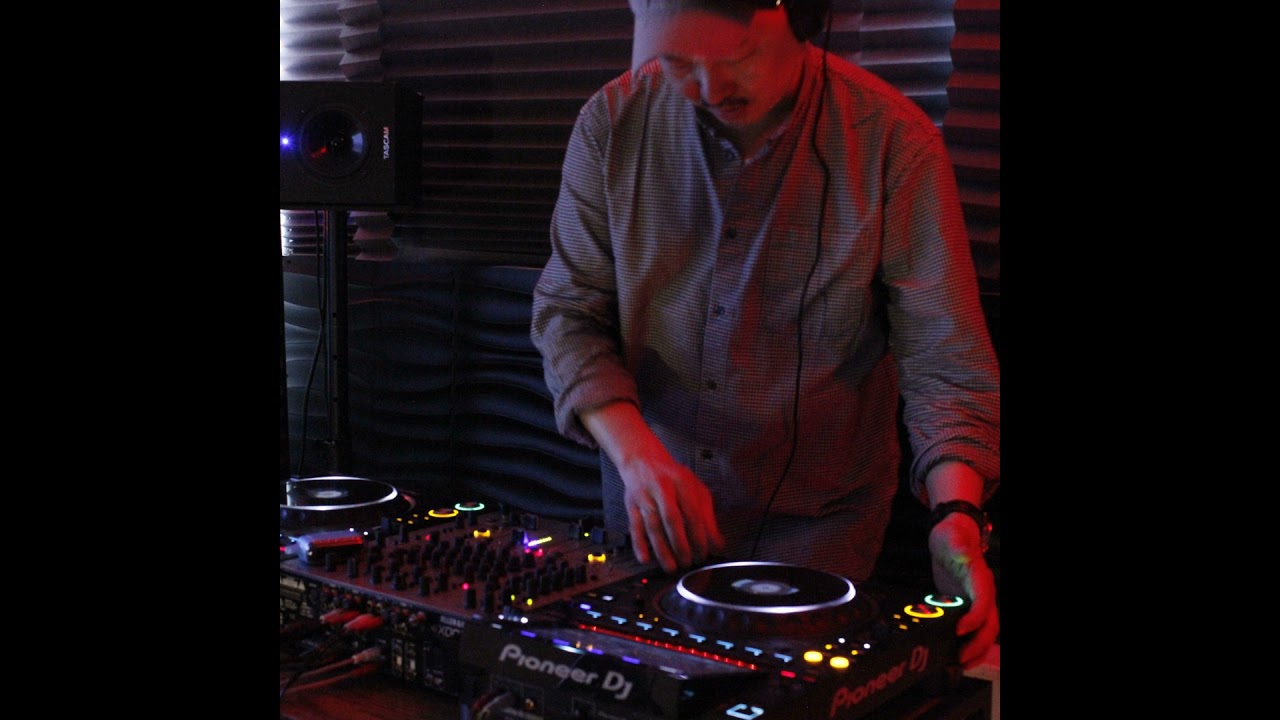 Episode 187: mUsiCaL CoLLaGE » strictly underground house music