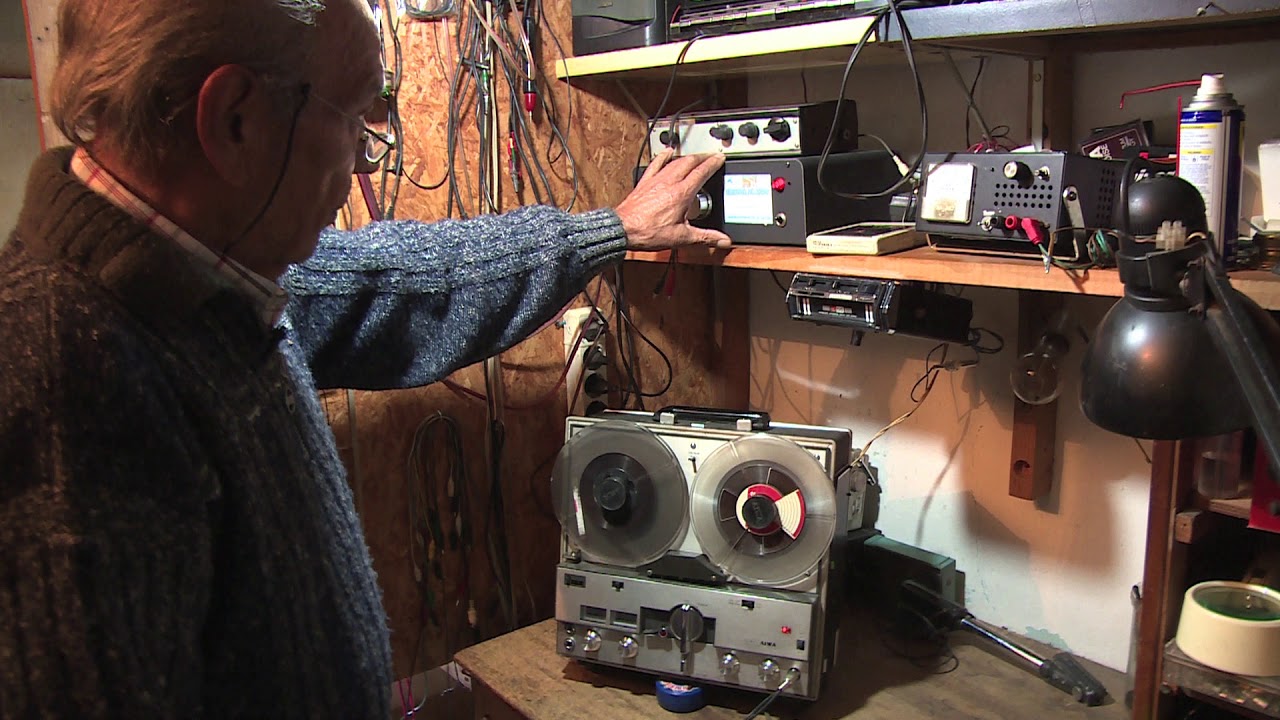 Luis Paula - Coleccionista de radios antiguas