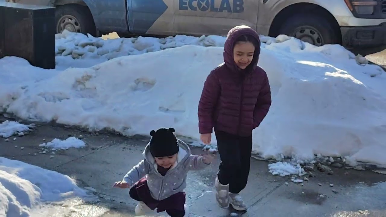 Little feet jumping in melted snow water, big smiles and beautiful family moments. 💧👧❤️