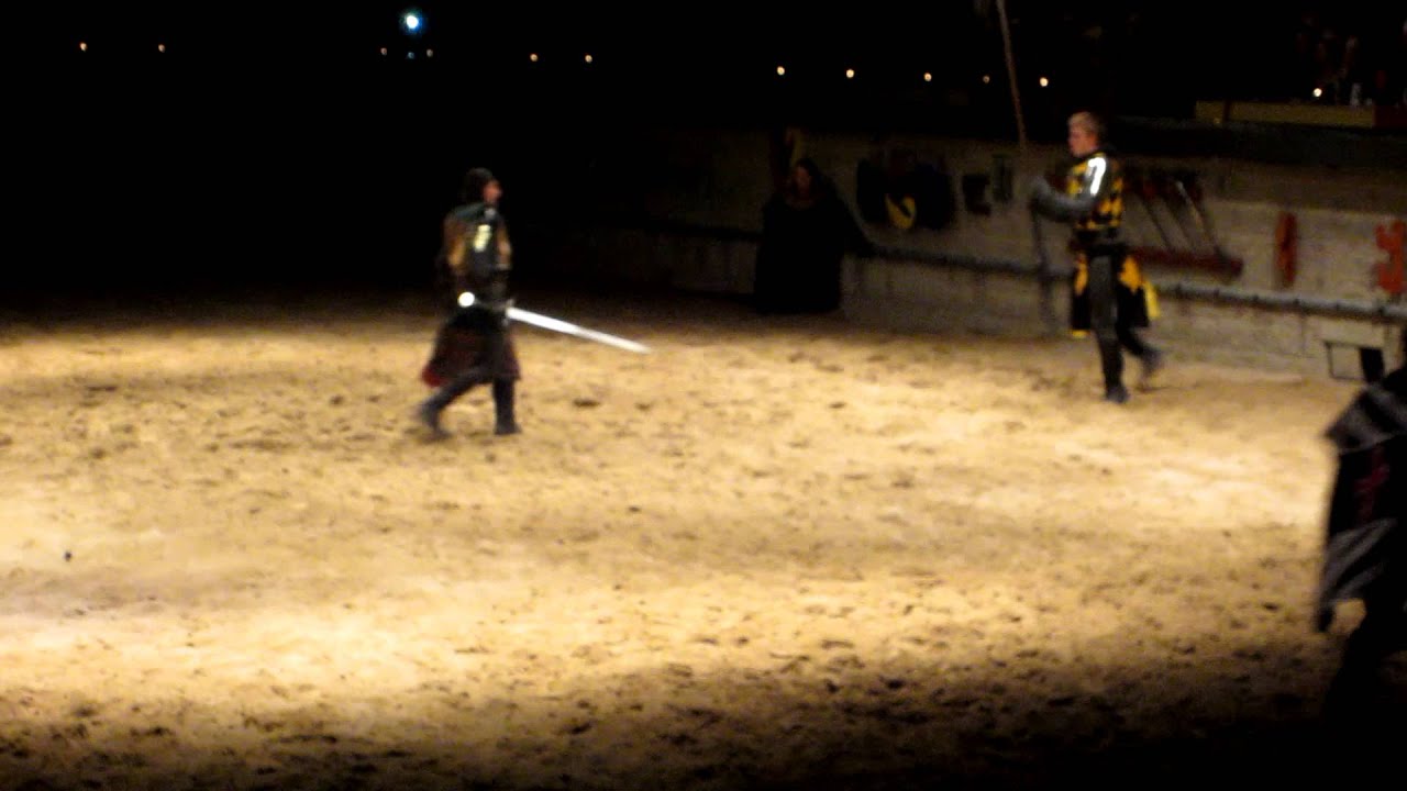 Medieval Times - Yellow Knight vs. Green Knight