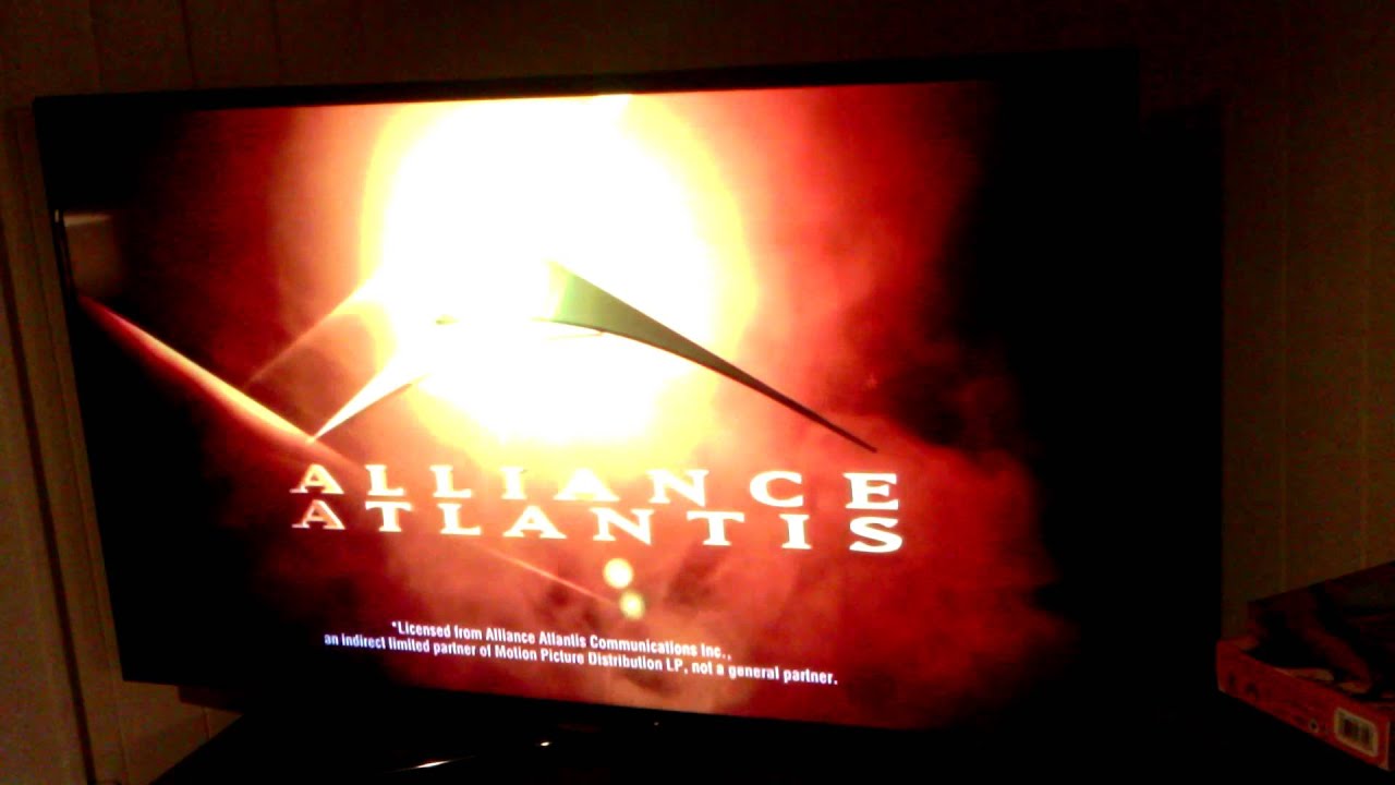 Opening to the mask 2005 DVD