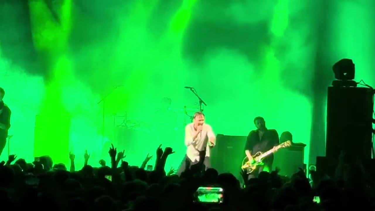 Suede. Metal Mickey Live @ B-K Stockholm 