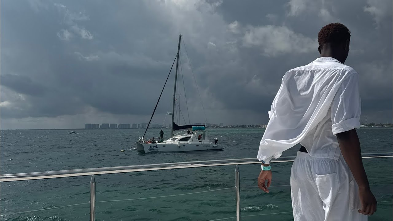 Exploring Cancun, Mexico | Travel Vlog 