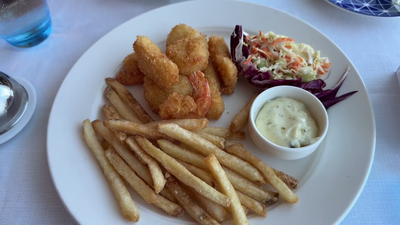 Viking Mars Food Choices on a Panama Passage Cruise