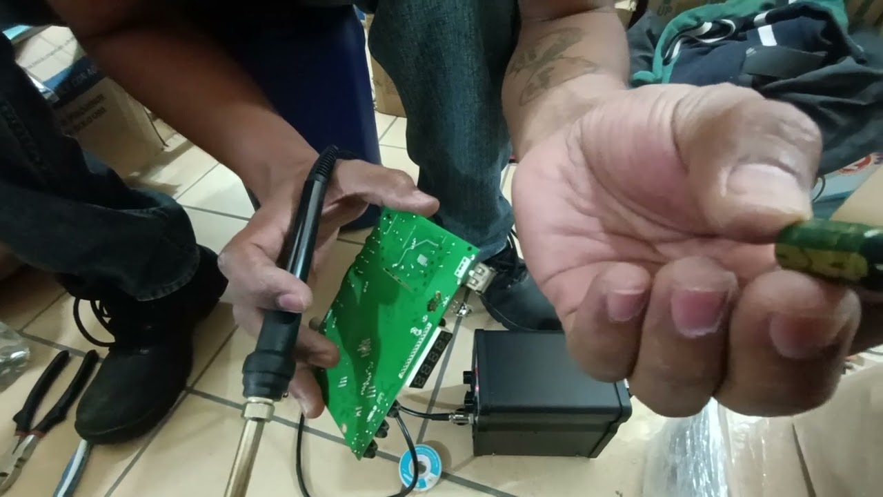 Reparación de convertidor a señal digital TV. Falla común en dos modelos diferentes!!!!