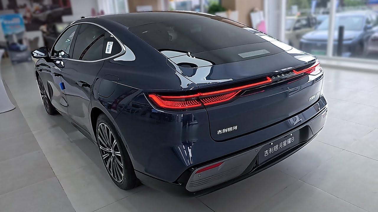2025 GEELY Galaxy Star 8 EM - PHEV sedan detailed Exterior and interior Walk-around 4k
