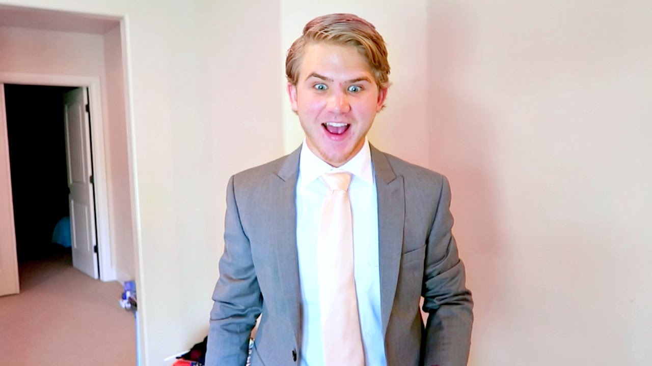 GROOM'S REACTION TO BRIDE'S DRESS!