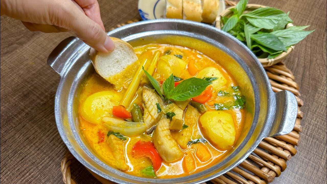 Nấm đ&ugrave;i g&agrave;, khoai t&acirc;y bi nấu SỐT C&Agrave; RI b&eacute;o ngậy | Ăn chay c&ugrave;ng Nhi | M&oacute;n chay ngon