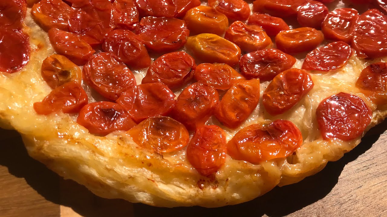 TARTE TATIN AI POMODORINI CONFIT / CROSTATA CAPOVOLTA AI POMODORINI