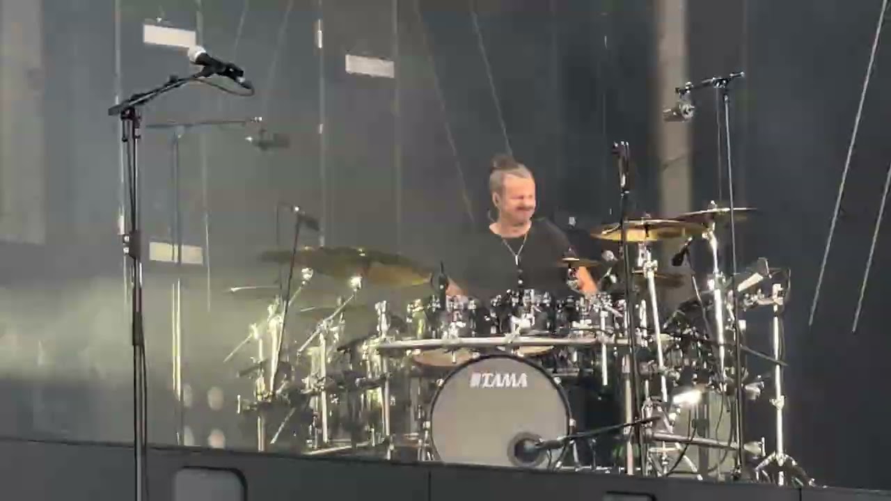 Johannes Oerding Rostock 13-6-25 Sissi DrumSolo
