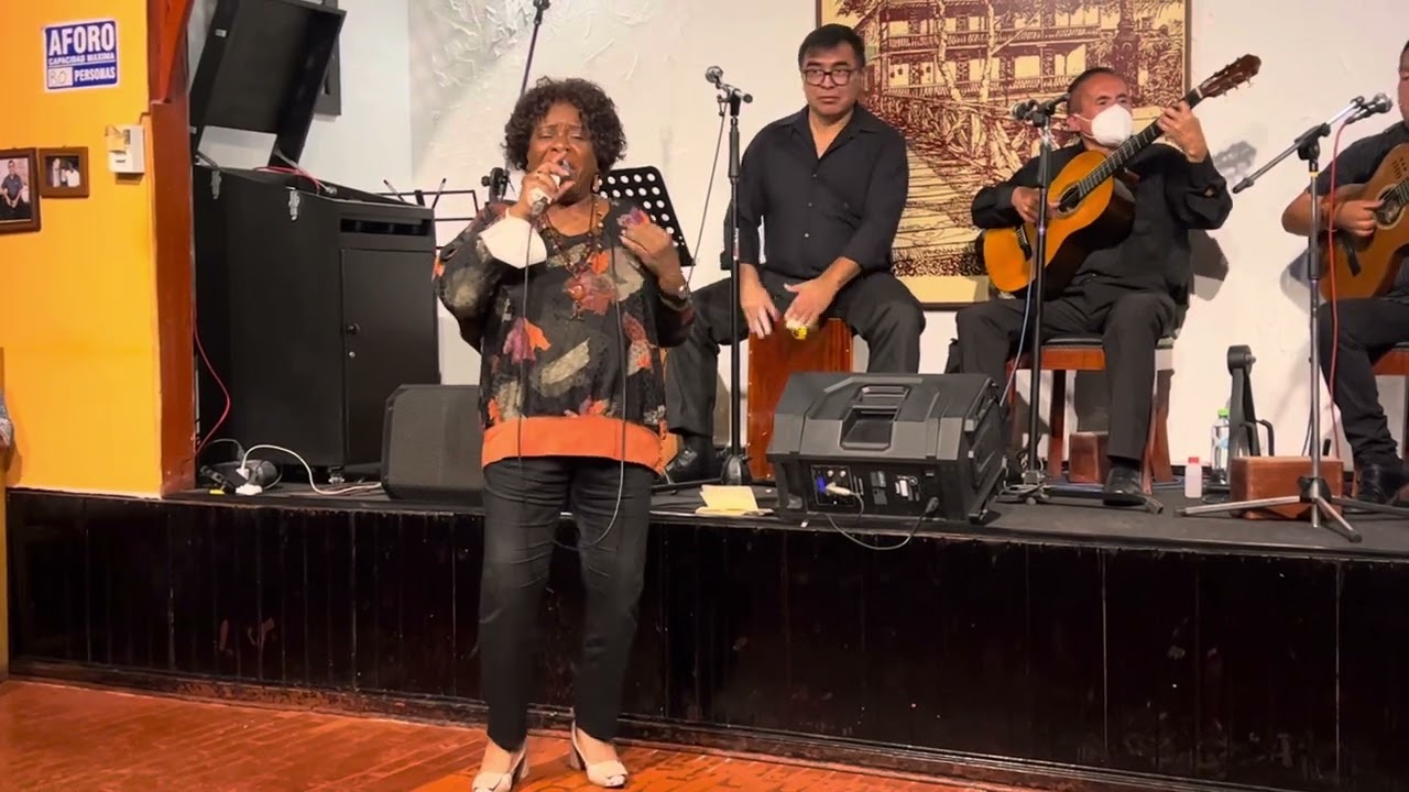 Limeño soy (Augusto Polo Campos) canta Rosa Guzmán en la Peña de La Oficina