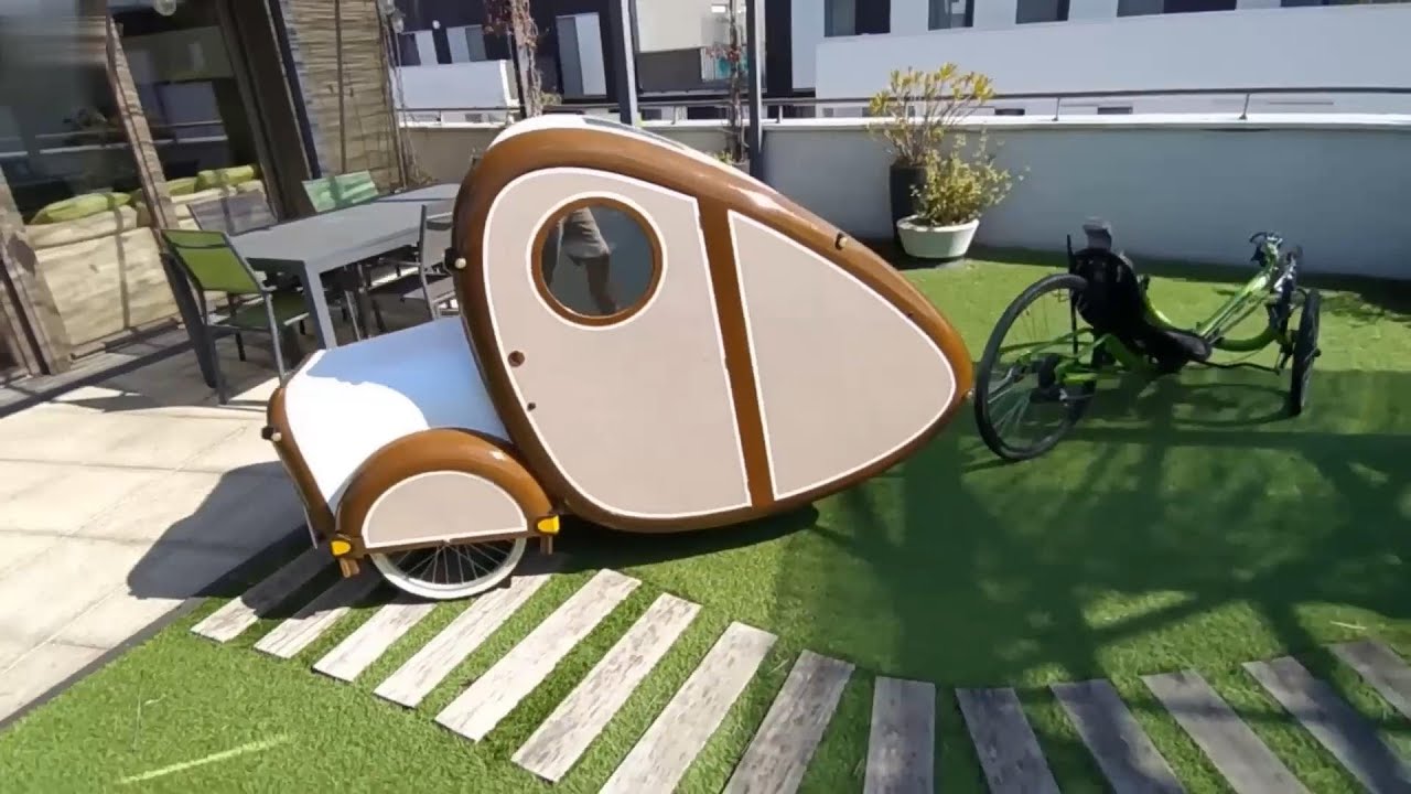 舒適的自行車露營微型移動房屋
